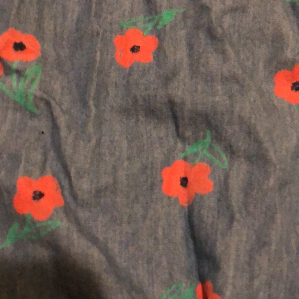 Carter’s Romper - Picture 2 of 2
